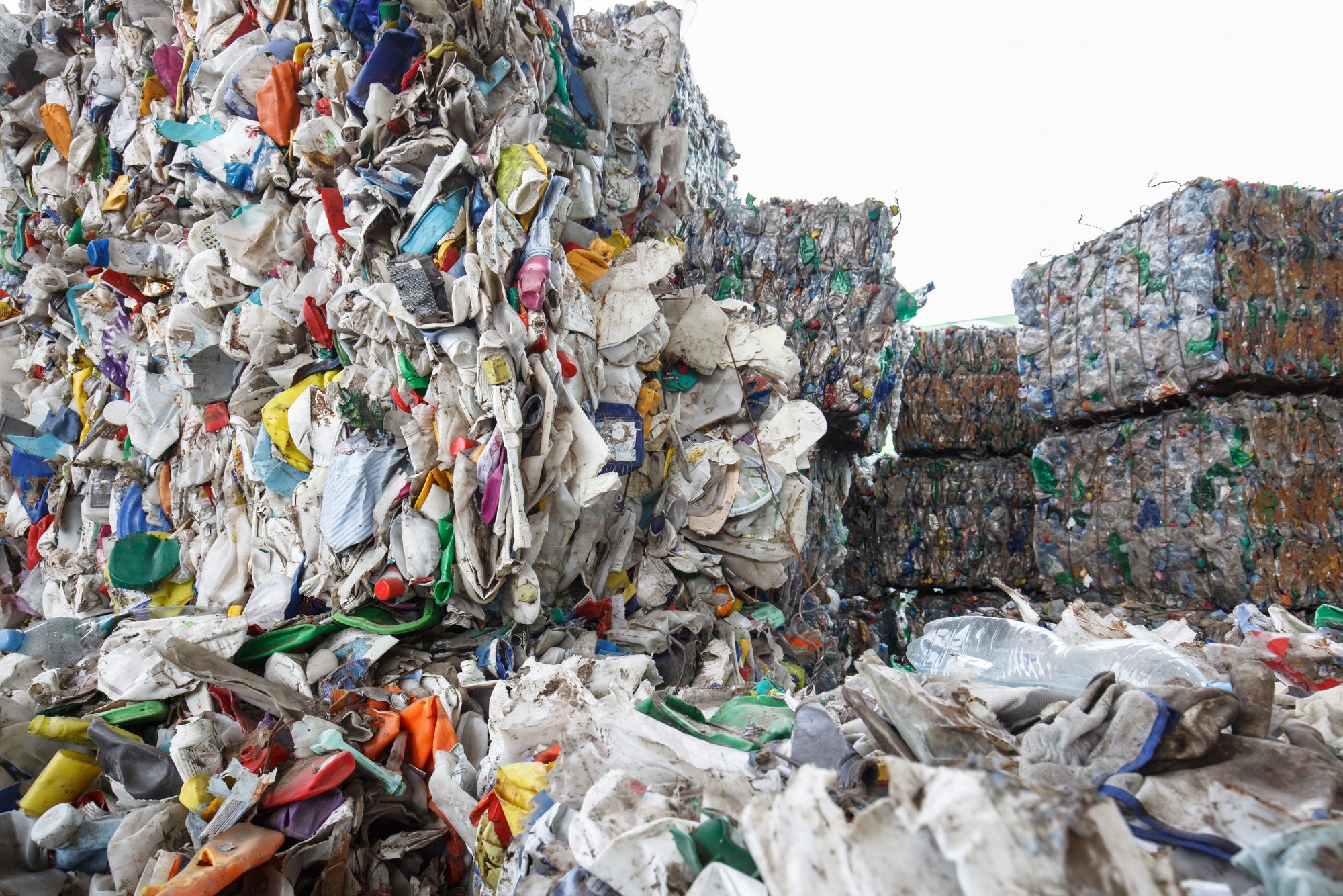 About campaign targets plastics and packaging in construction © zlikovec